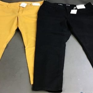 3 (18P) NWT A.N.A. Jeans and St Johns Bay